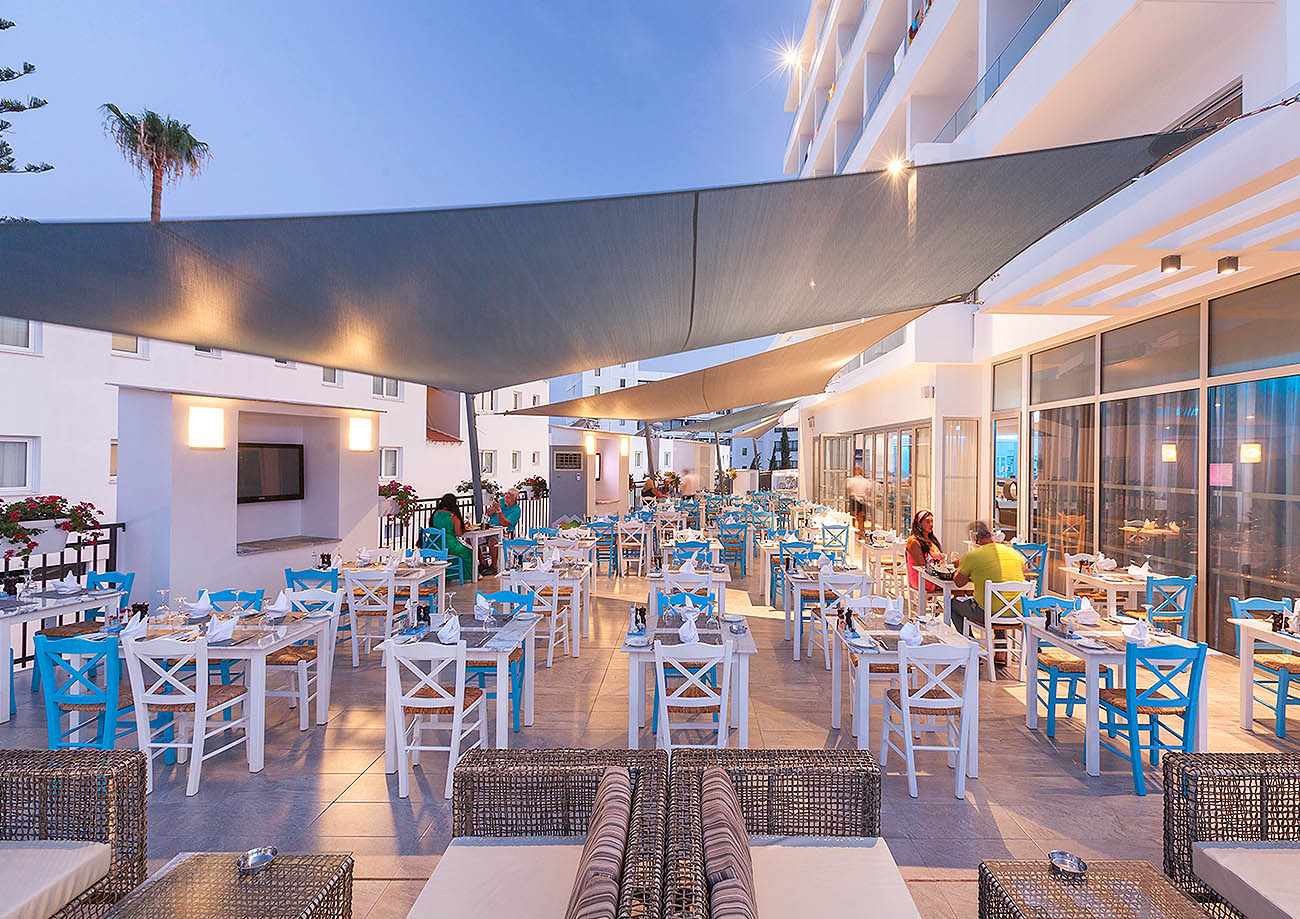 Gaia Sun n Blue Hotel Oinomelo Restaurant