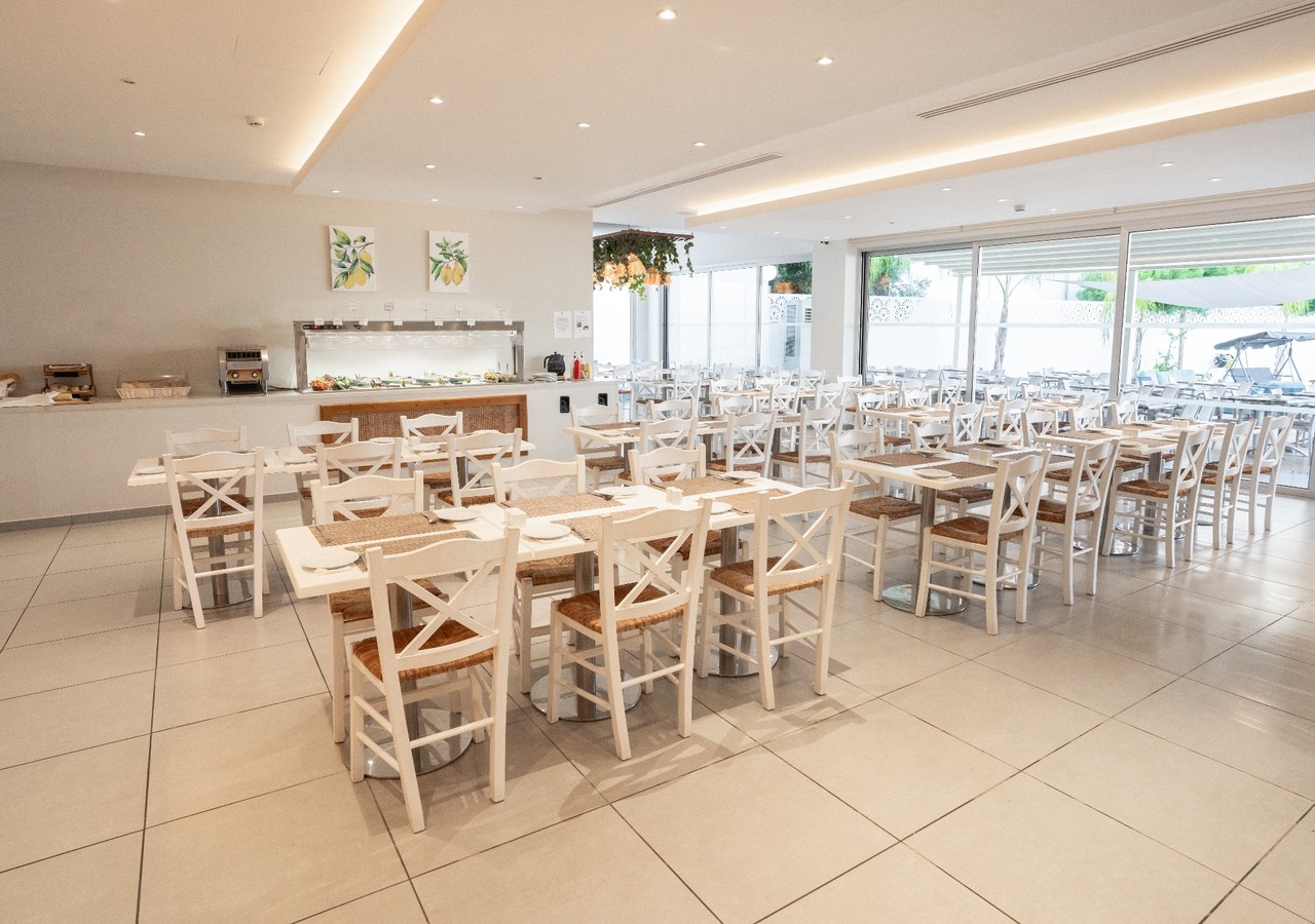 Hydros Gaia Sun n Blue Hotel Restaurant